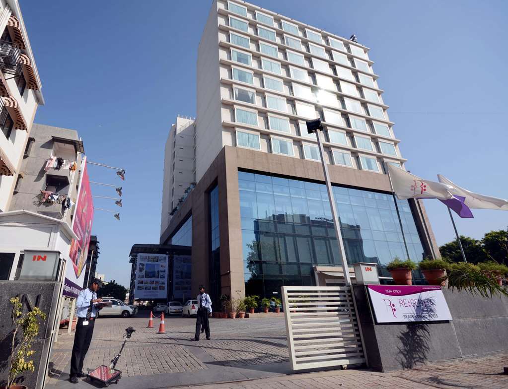 Welcomhotel By Itc Hotels, Ashram Road, Ahmedabad Exterior photo